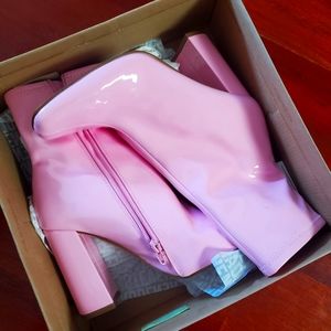 NWB LYNDEN PINK PATENT 8.5